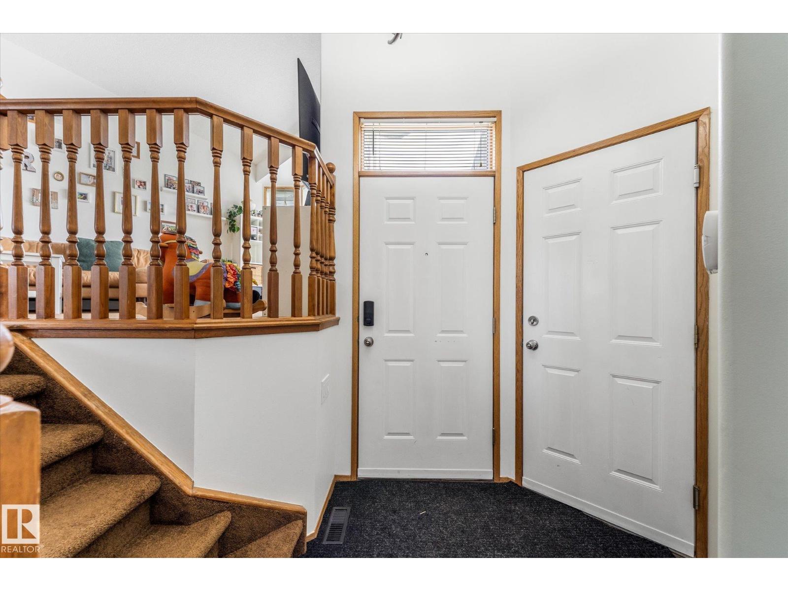 62 HEATHERGLEN CR - 6