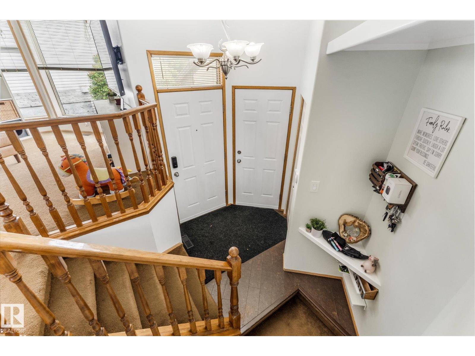62 HEATHERGLEN CR - 8