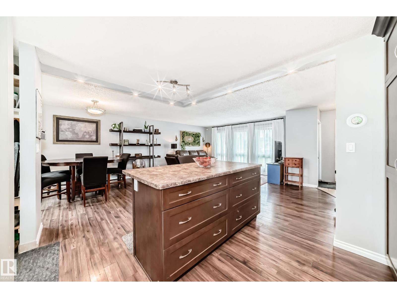 9921 90 ST — photo 15