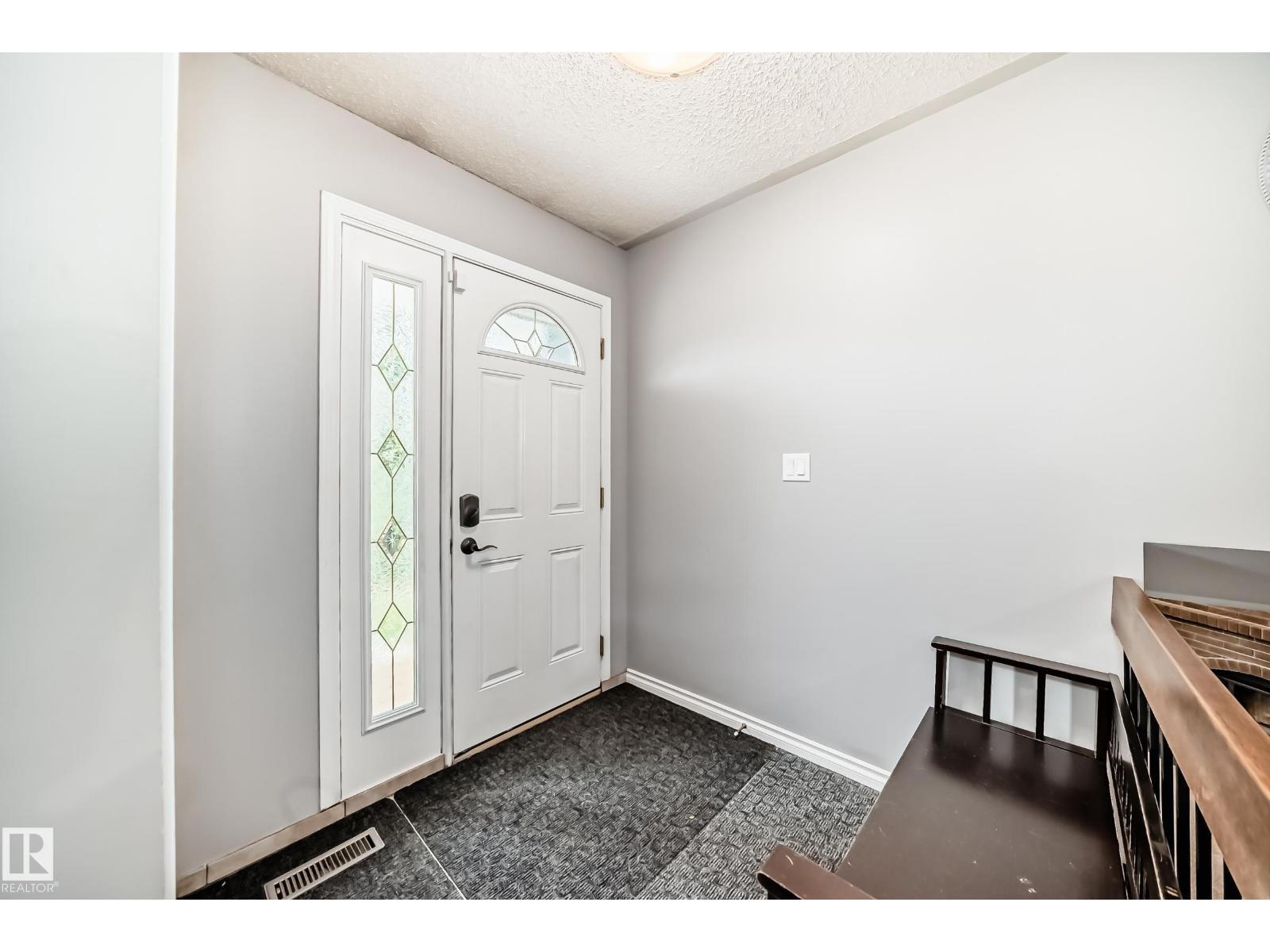 9921 90 ST — photo 8