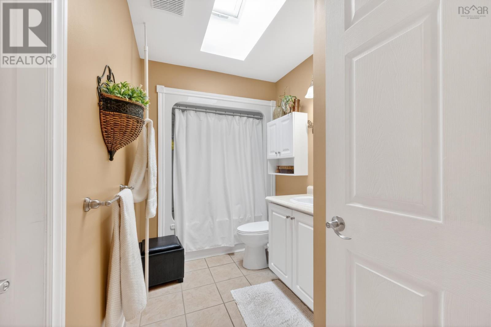 Property 26 of 49 of 118 Green Acres Drive