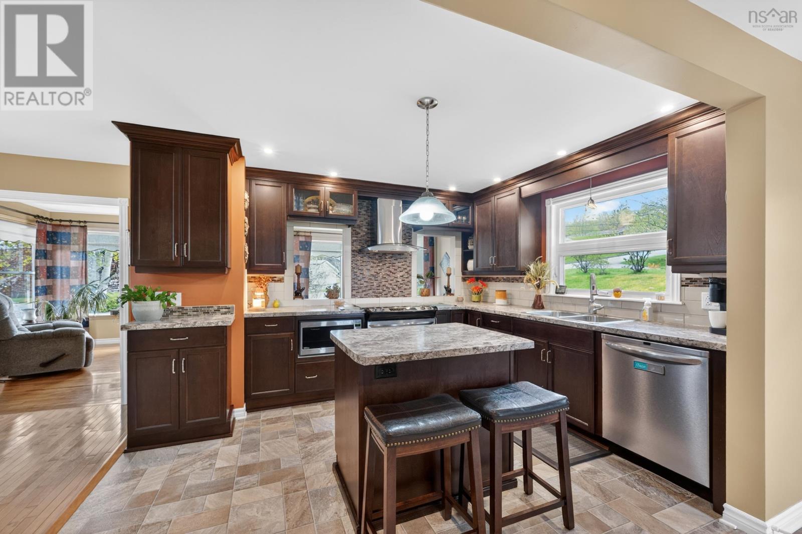 Property 8 of 49 of 118 Green Acres Drive