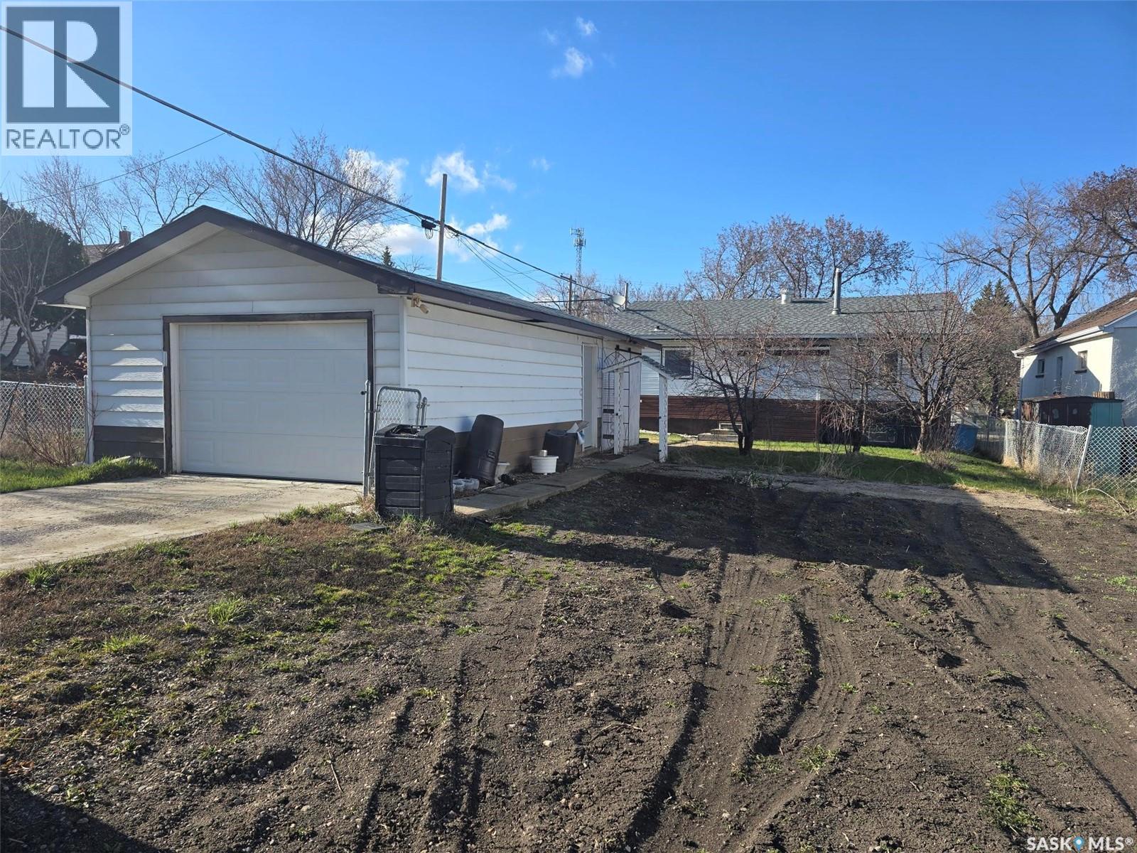 517 Nina STREET - 3