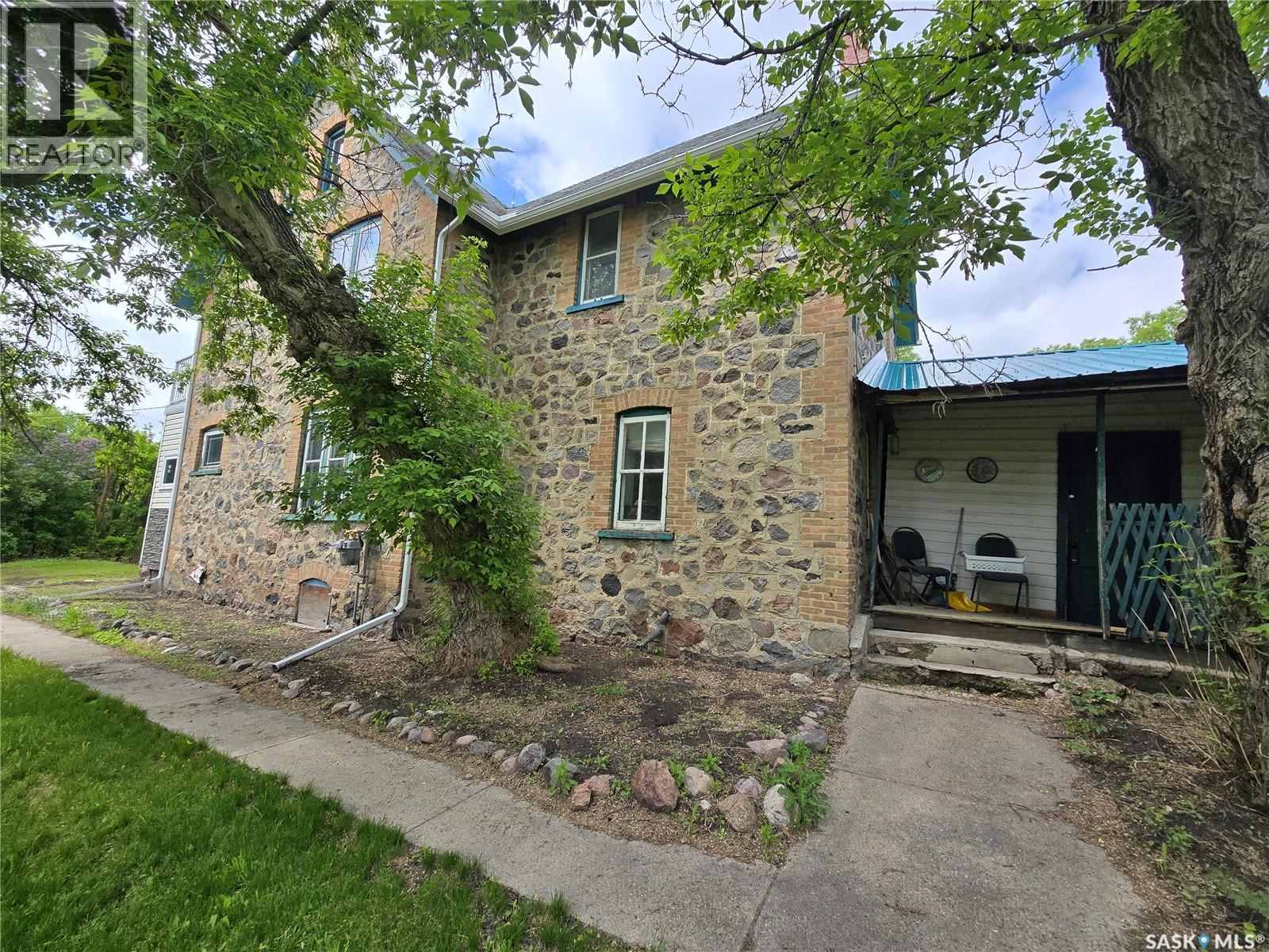 934 MAIN STREET — photo 48