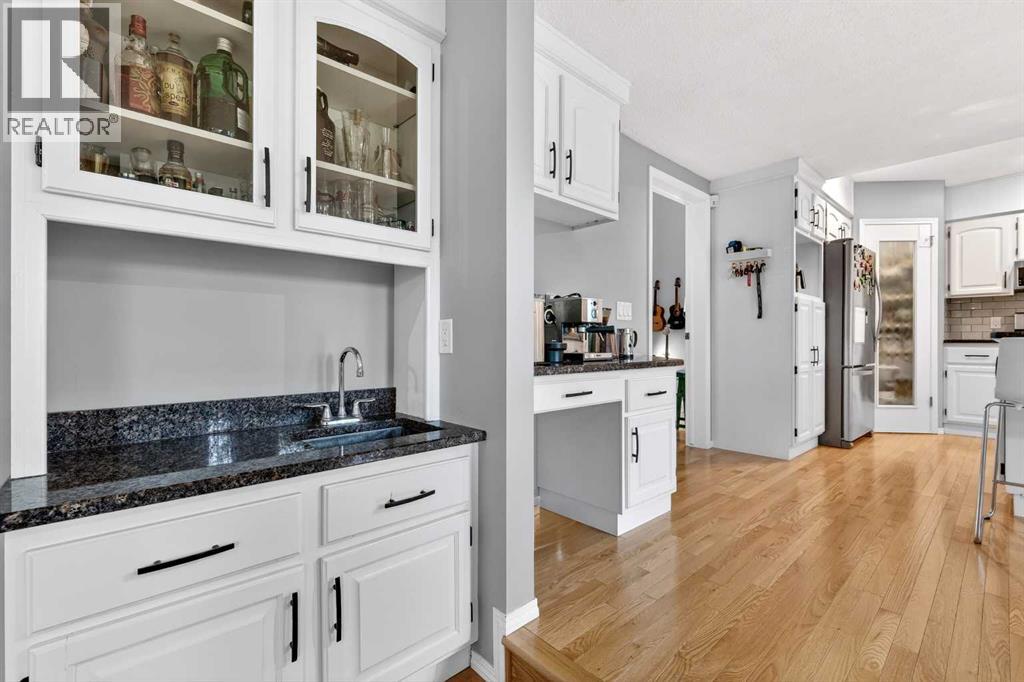 115 Woodpark Terrace SW - 20