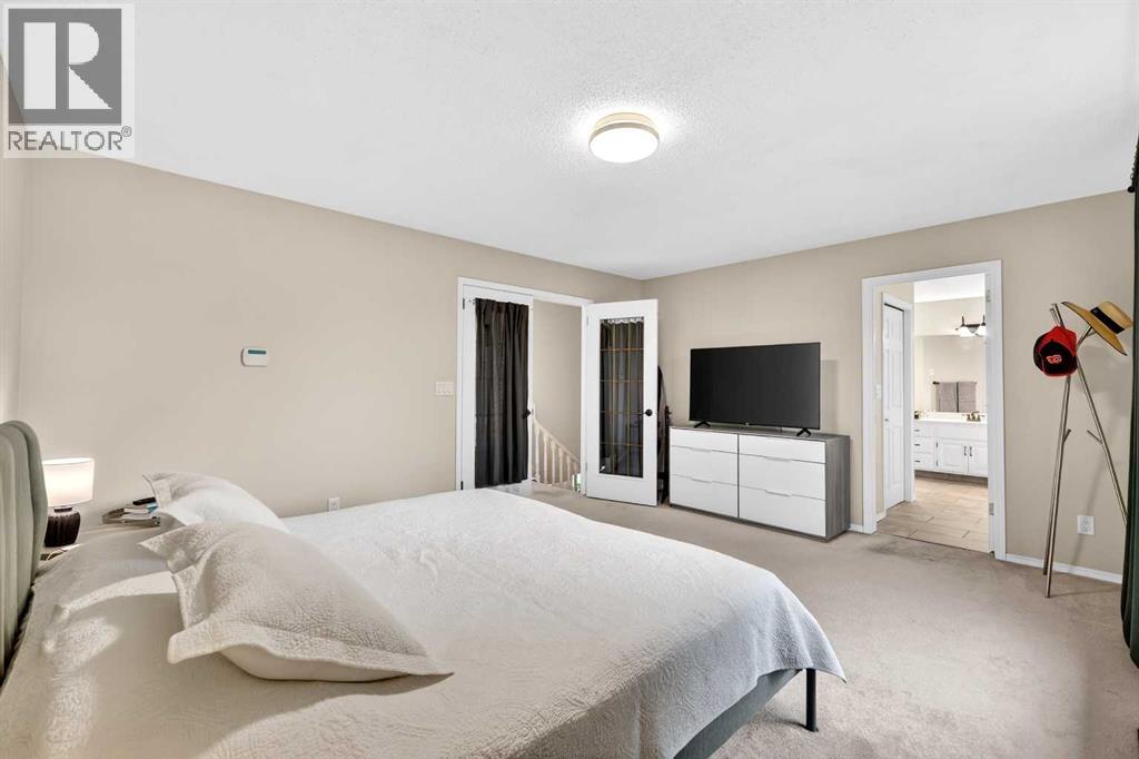 115 Woodpark Terrace SW - 30