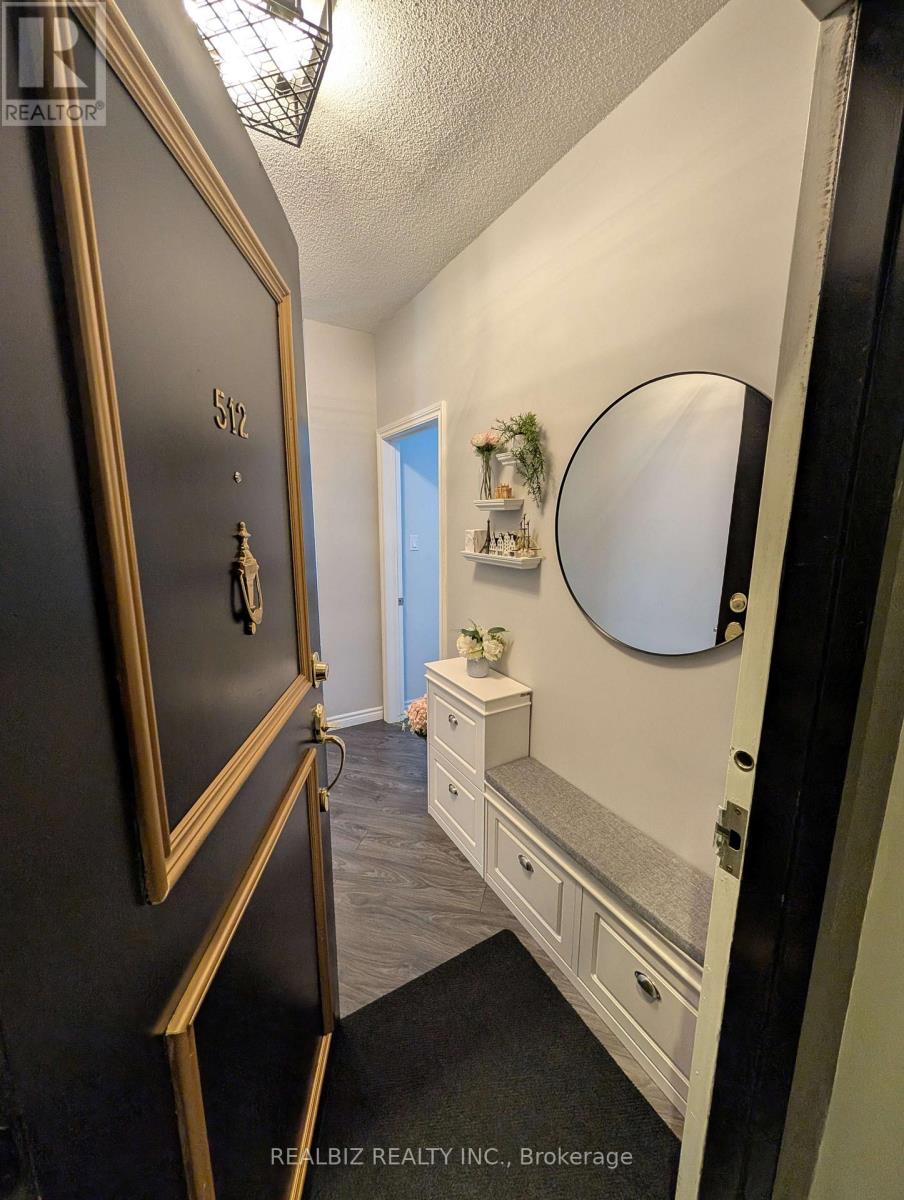 #512 135 JAMES STREET S - 6