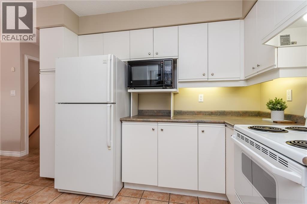 128 EBY Crescent - 14