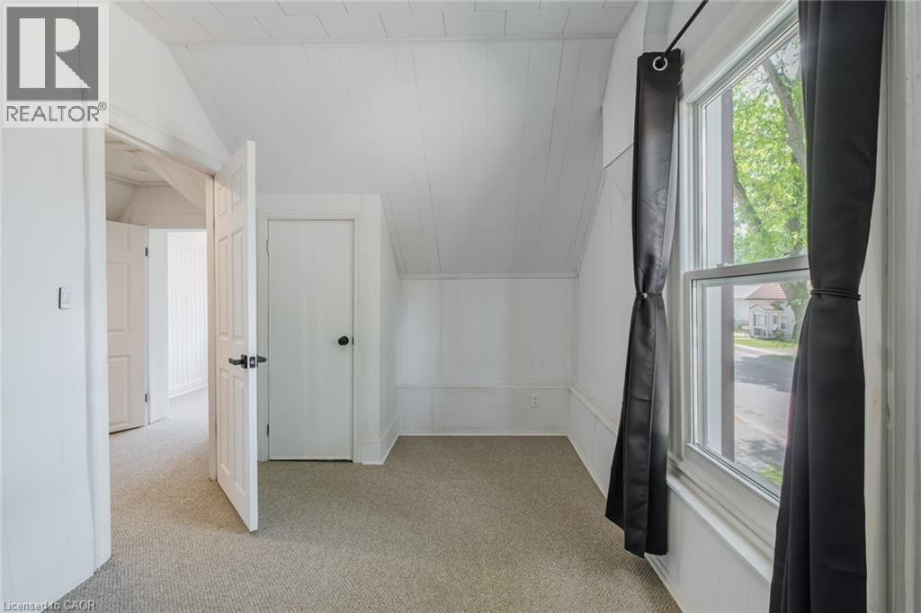 5-bedroom home for sale at 241 TALBOT Street S, Simcoe ON · photo 25 of 31