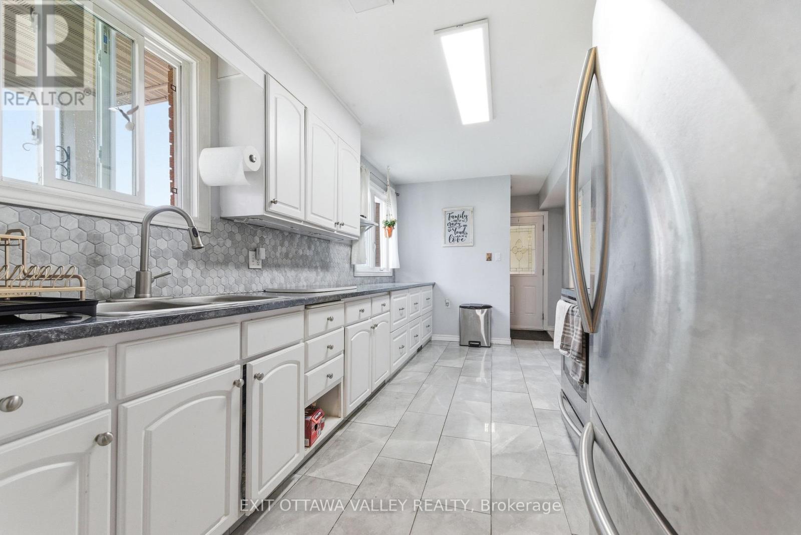 13 TAMARACK STREET - 5
