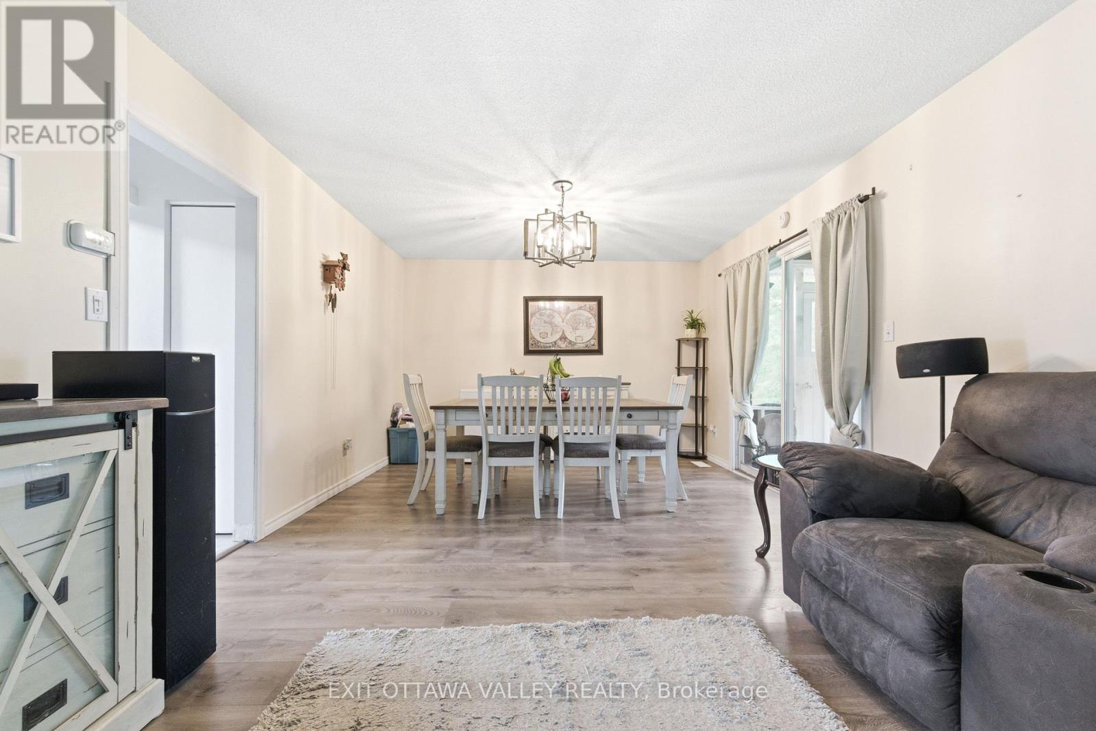 13 TAMARACK STREET - 6