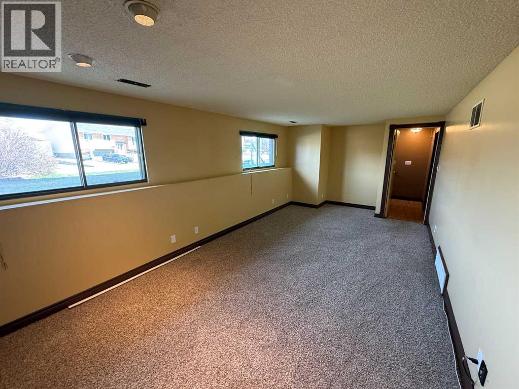 202 Maligne Drive - 12