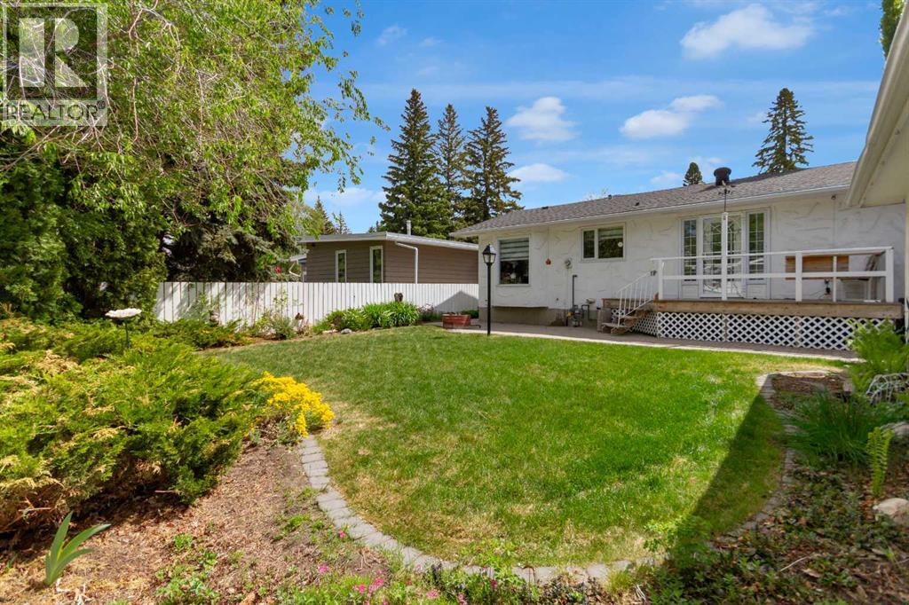 9715 Palishall Road SW - 29