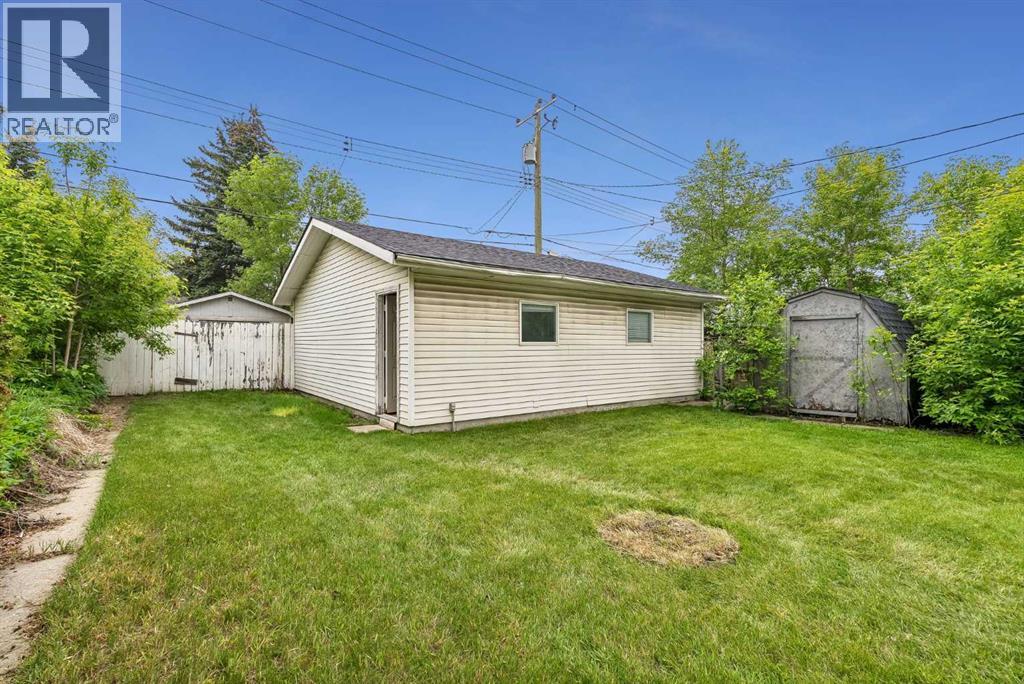 6636 18 Street SE - 34