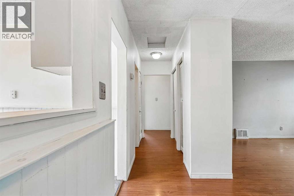 6636 18 Street SE - 16