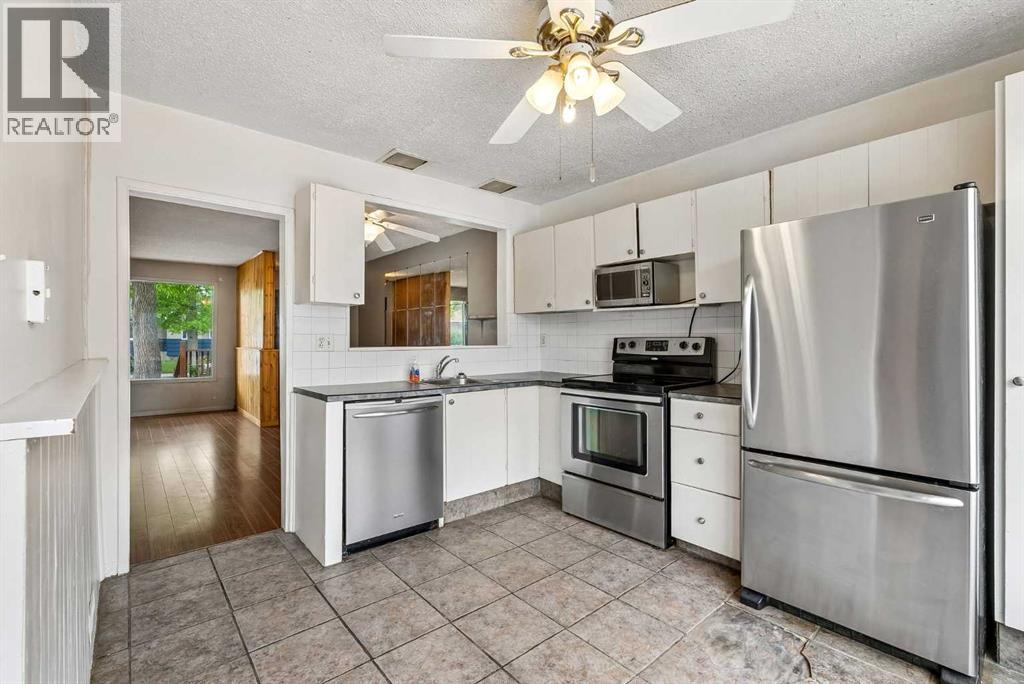 6636 18 Street SE - 13