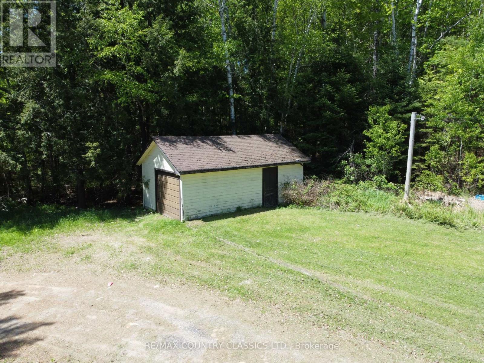 446 BIERNACKI MOUNTAIN ROAD - 26