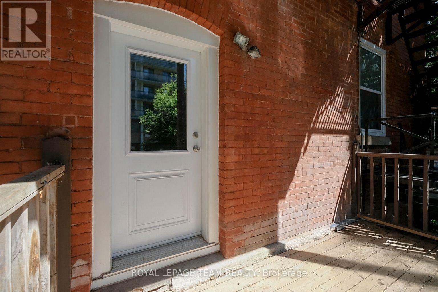 9 Bed, 9 Bath Multi-Family for Sale in Ottawa – 260 SOMERSET STREET W, Ottawa – MLS# X13410670 - Image 17