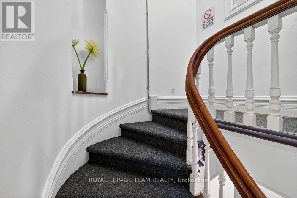9 Bed, 9 Bath Multi-Family for Sale in Ottawa – 260 SOMERSET STREET W, Ottawa – MLS# X13410670 - Image 33