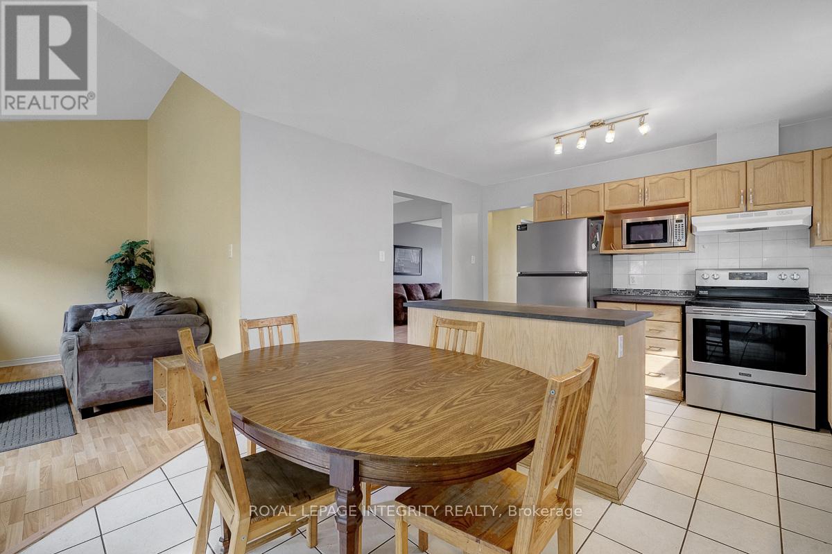 45 STONEMEADOW DRIVE - 22
