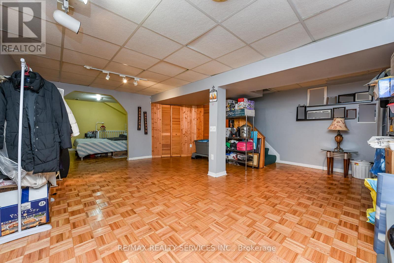 2569 LUNDENE ROAD - 33