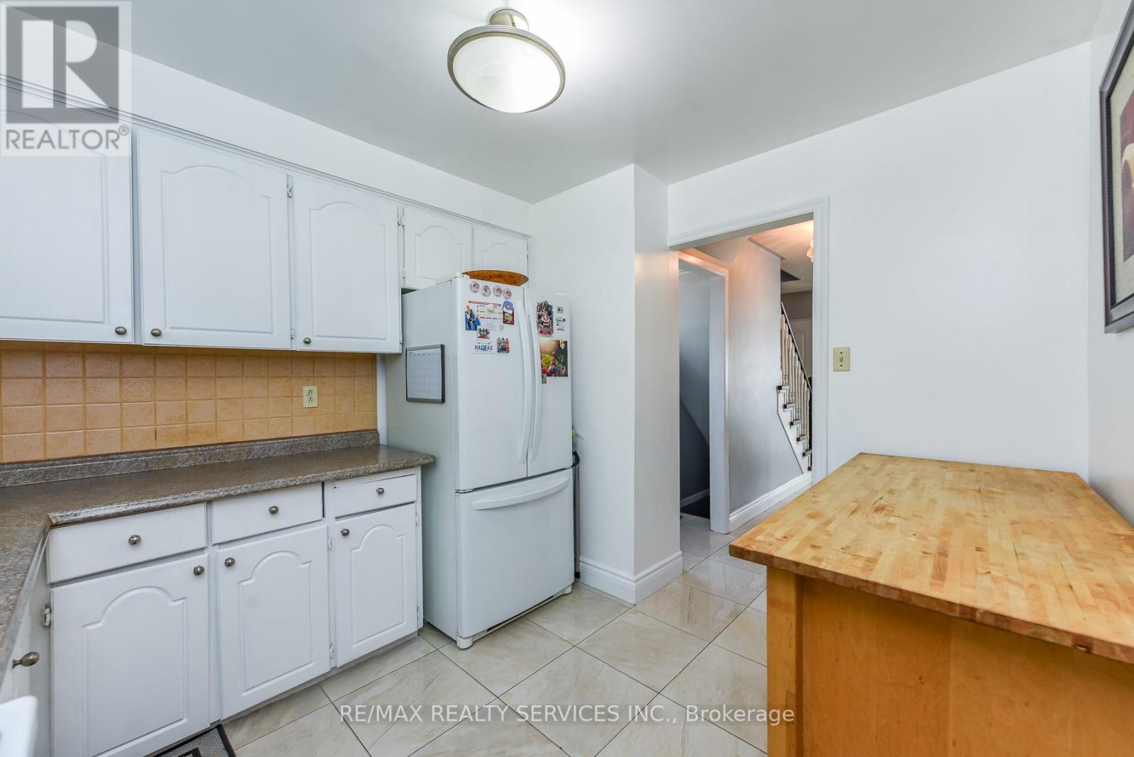 2569 LUNDENE ROAD - 19
