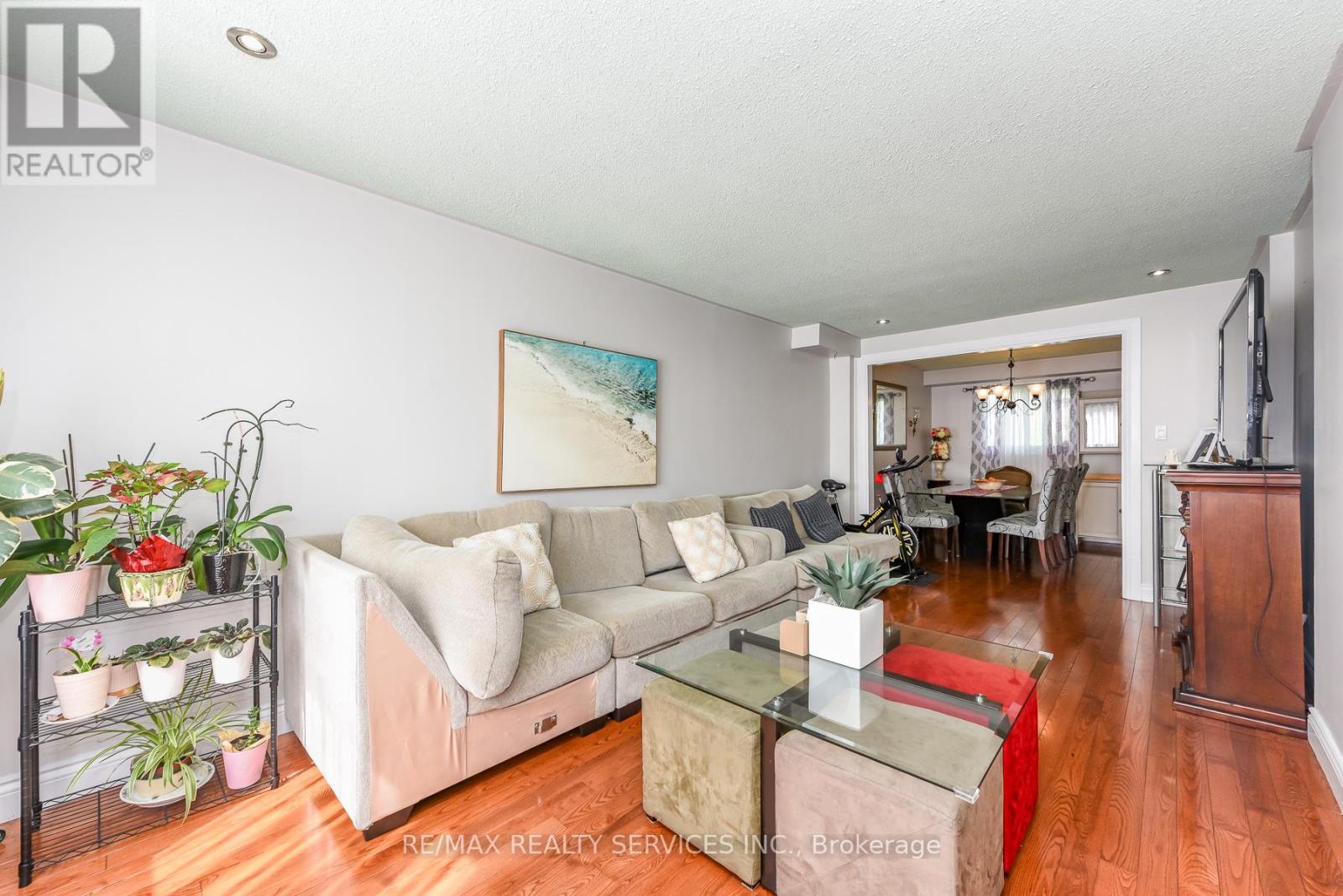 2569 LUNDENE ROAD - 8