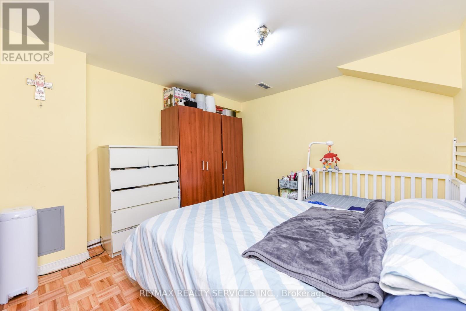 2569 LUNDENE ROAD - 38