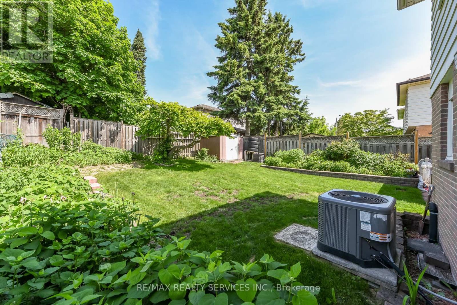 2569 LUNDENE ROAD - 42