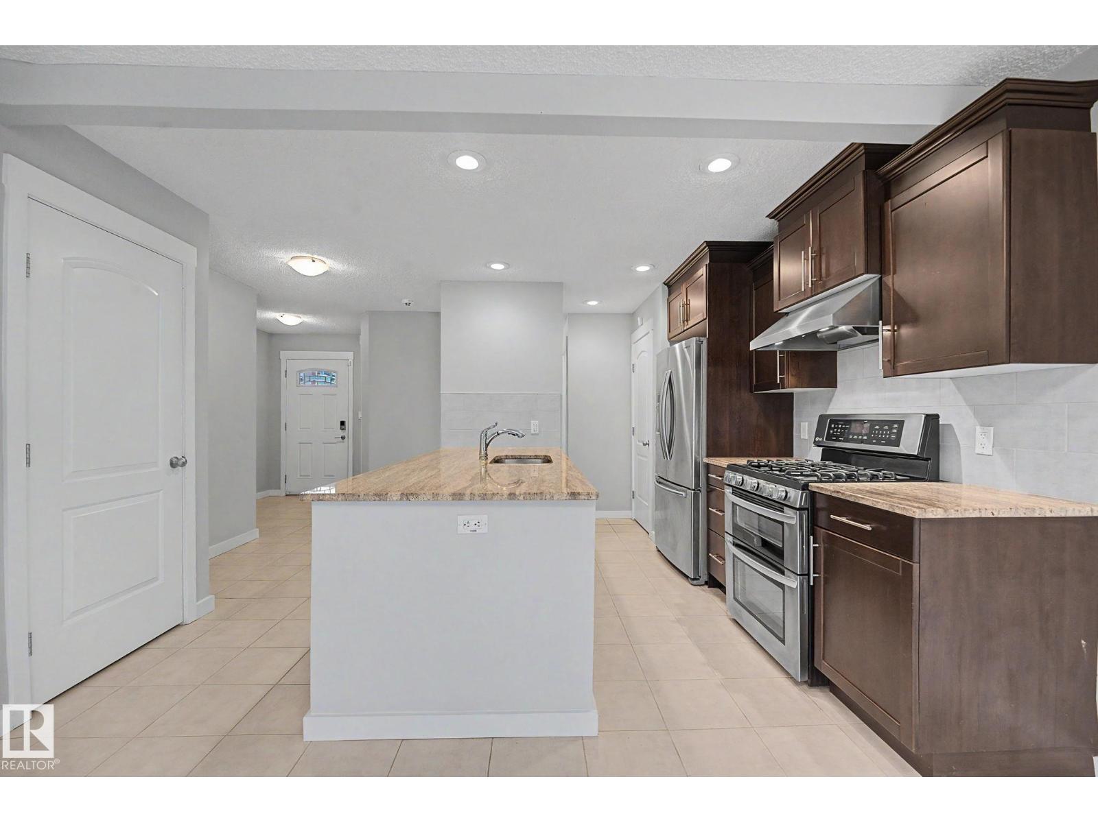 16810 53 ST NW