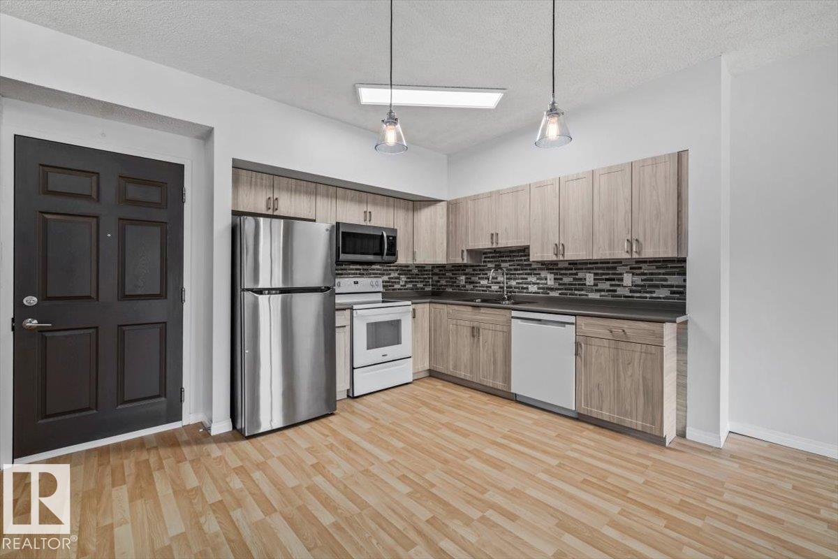 #116 6315 135 AV NW - 13