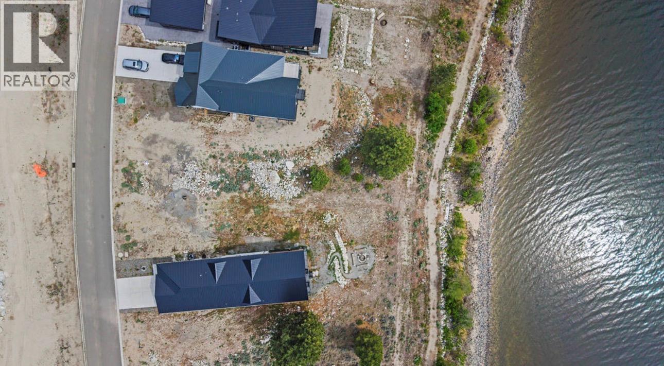  6528 Waterside Trail, Merritt