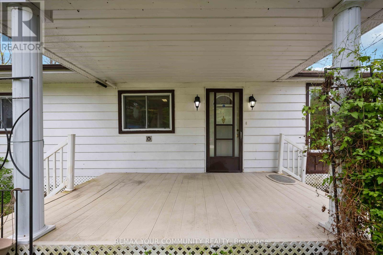 23 LAVIOLETTE AVENUE - 15