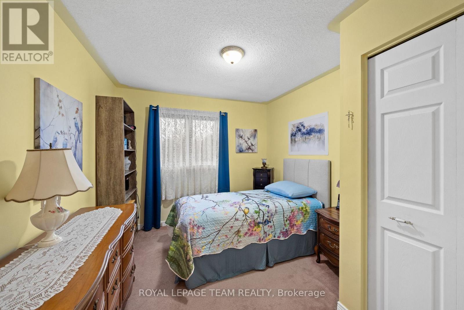 134 TOROK DRIVE - 26