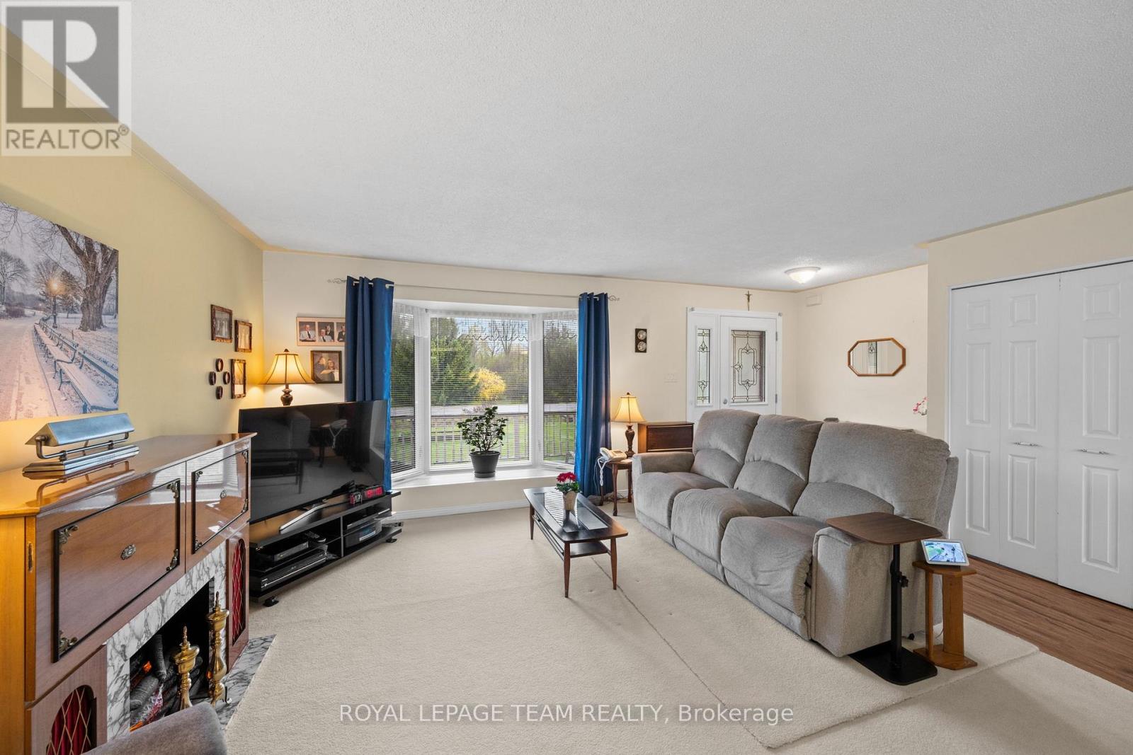 134 TOROK DRIVE - 9
