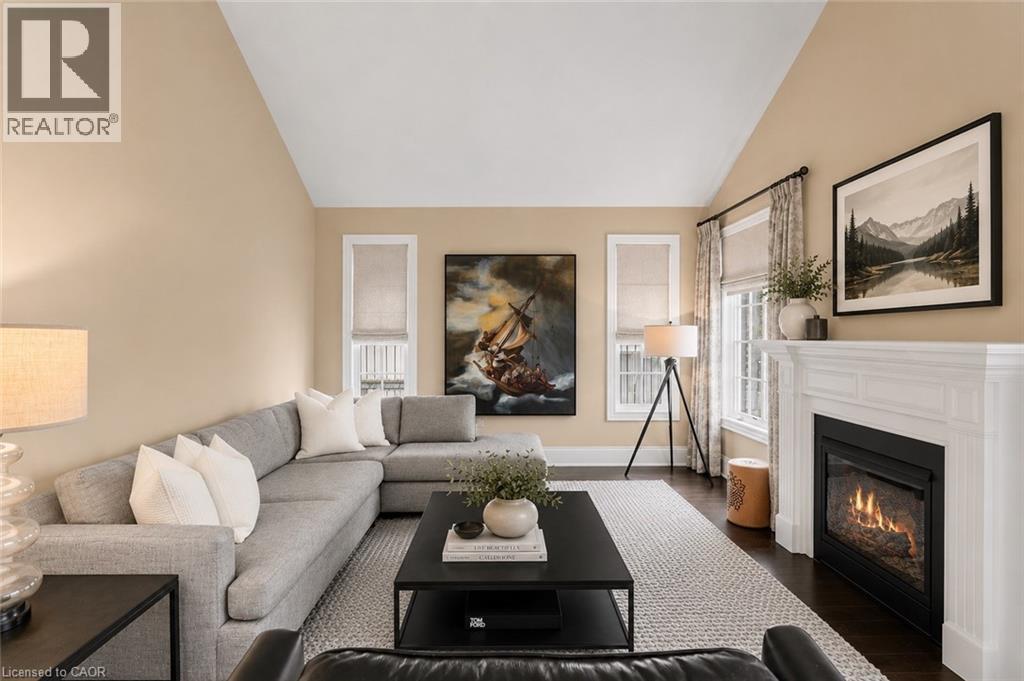 110 W JOHN Street W - 35