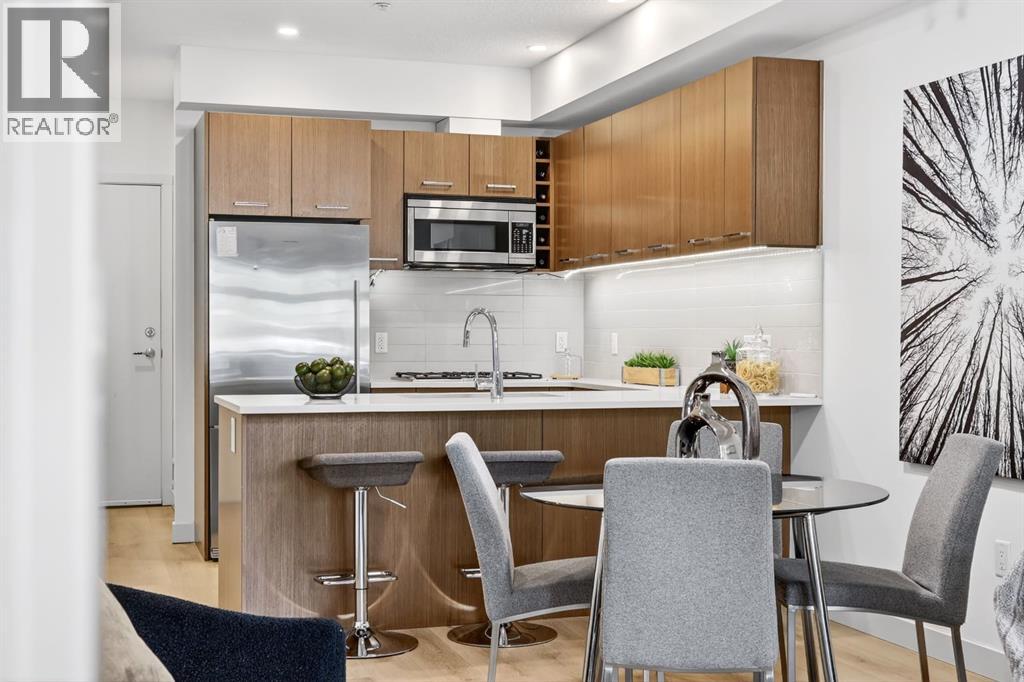 #117 323 20 Avenue SW - 12
