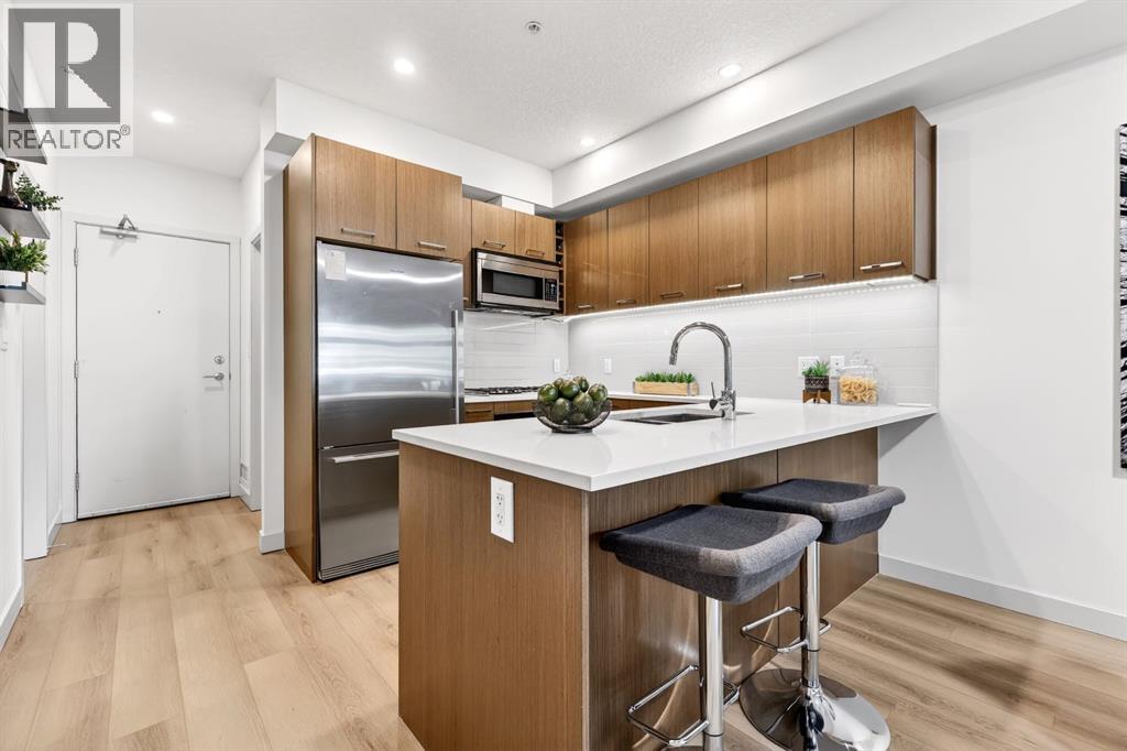 #117 323 20 Avenue SW - 5