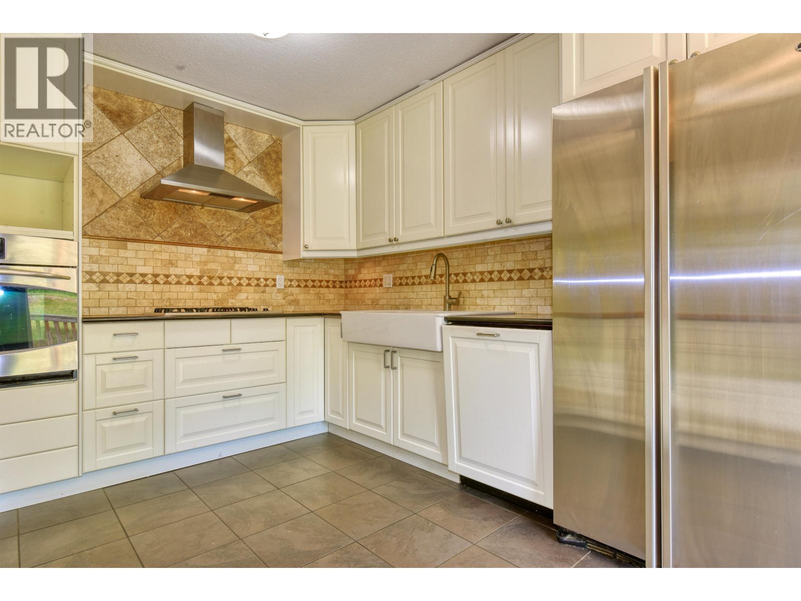 #B 390 N FIRST AVENUE - Image 3