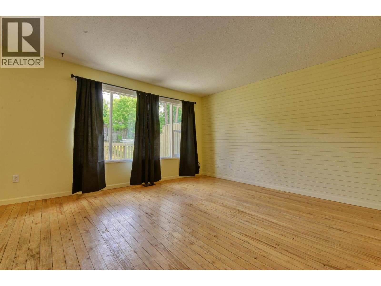 #B 390 N FIRST AVENUE - 6