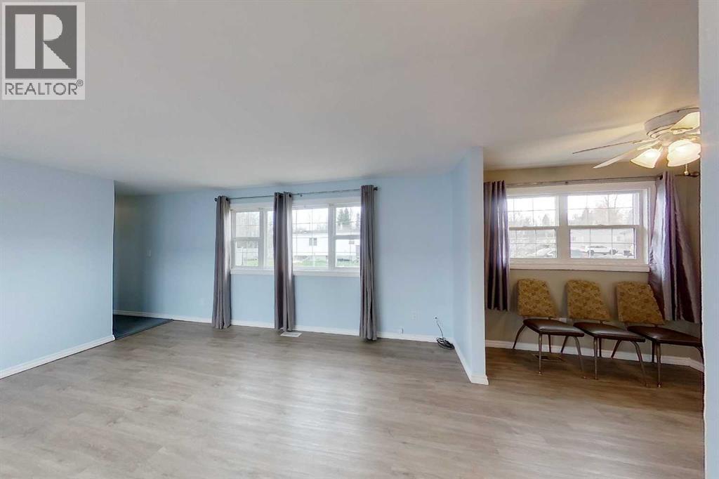 56, 812 6 Avenue SW - photo 3