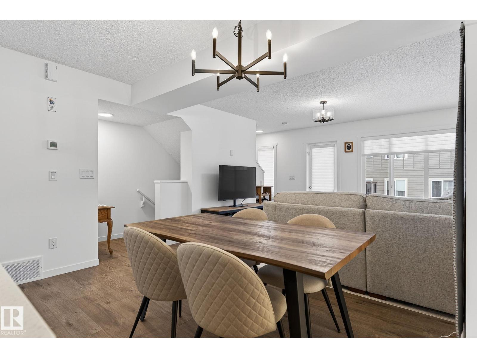 #7 50 McLaughlin DR - 9