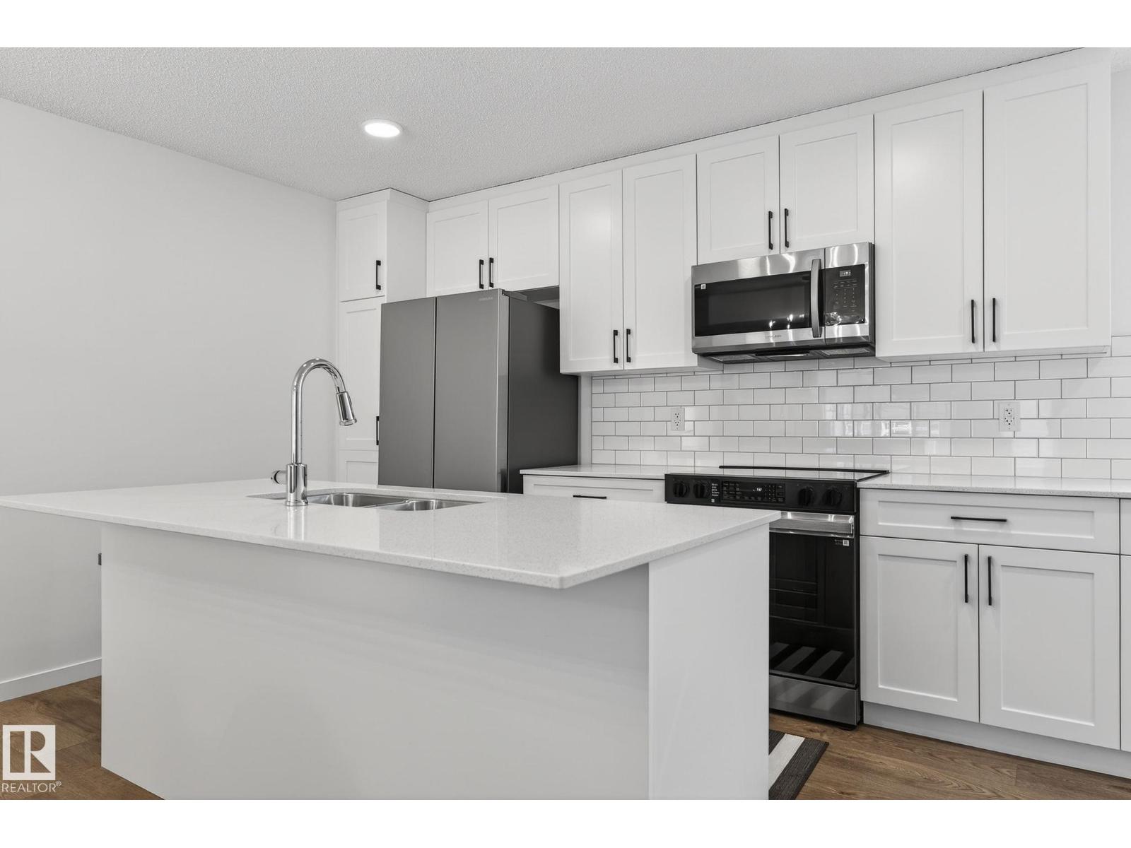 #7 50 McLaughlin DR - 5