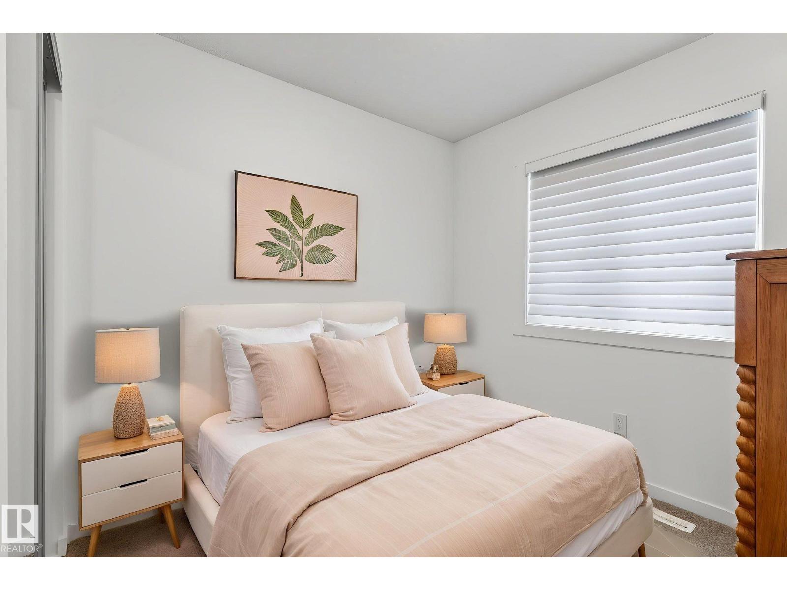 #7 50 McLaughlin DR - 20