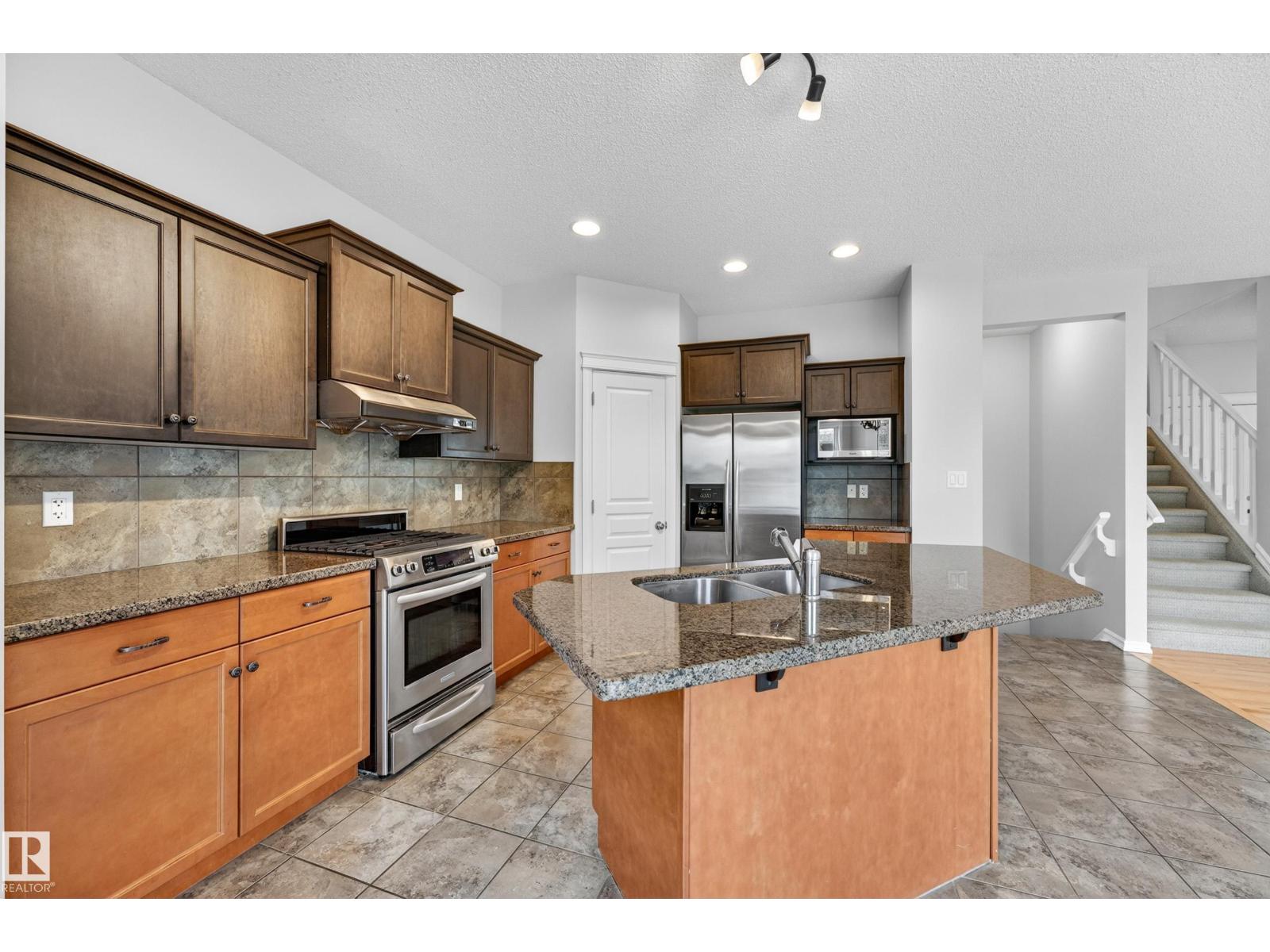 665 LEGER WY NW - 18