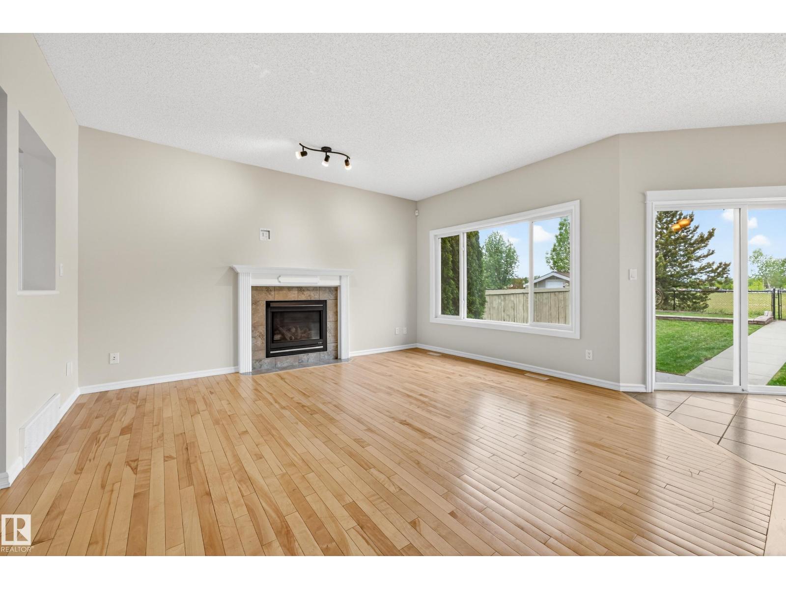 665 LEGER WY NW - 9
