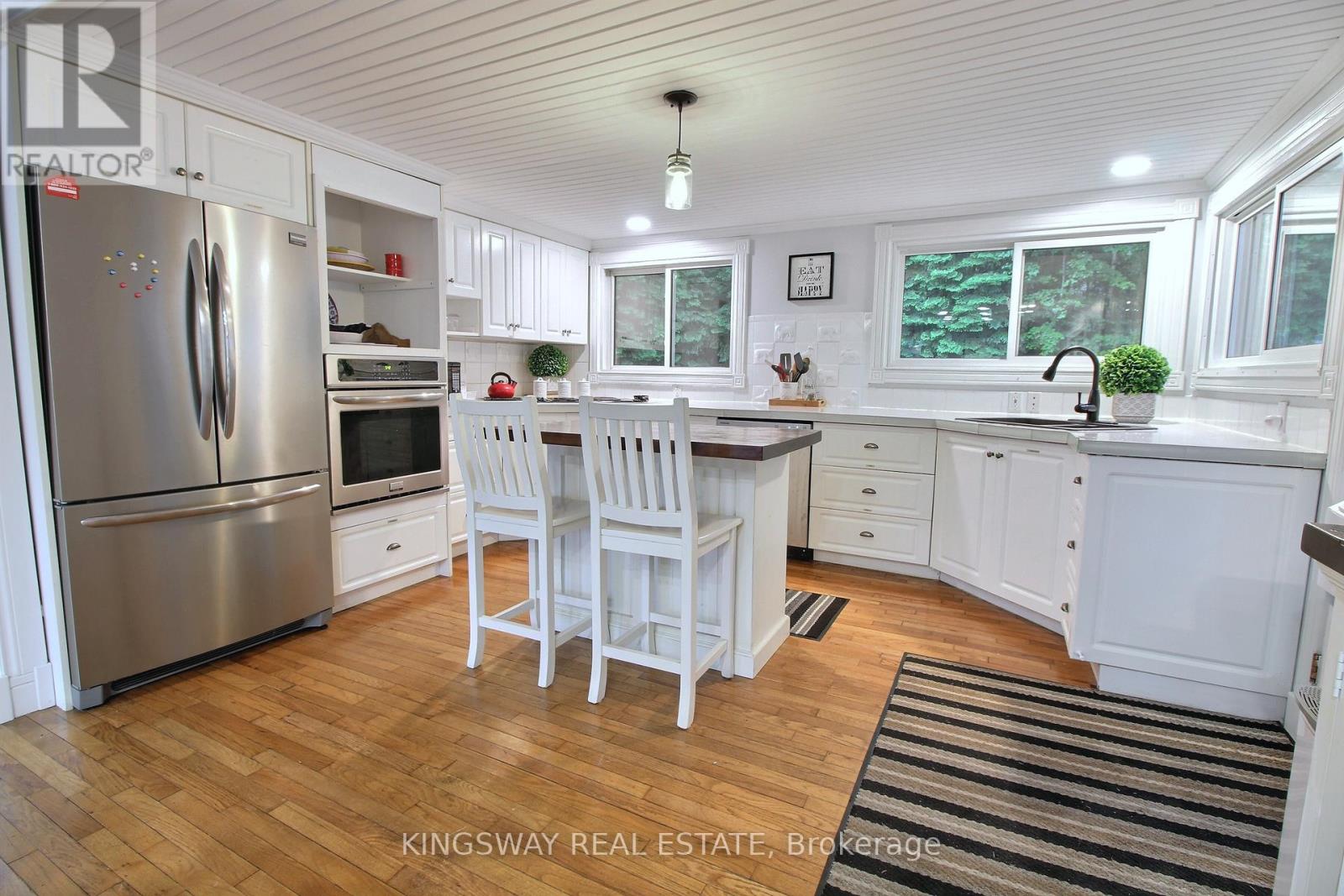 325 BALSAM CHUTES ROAD - 10