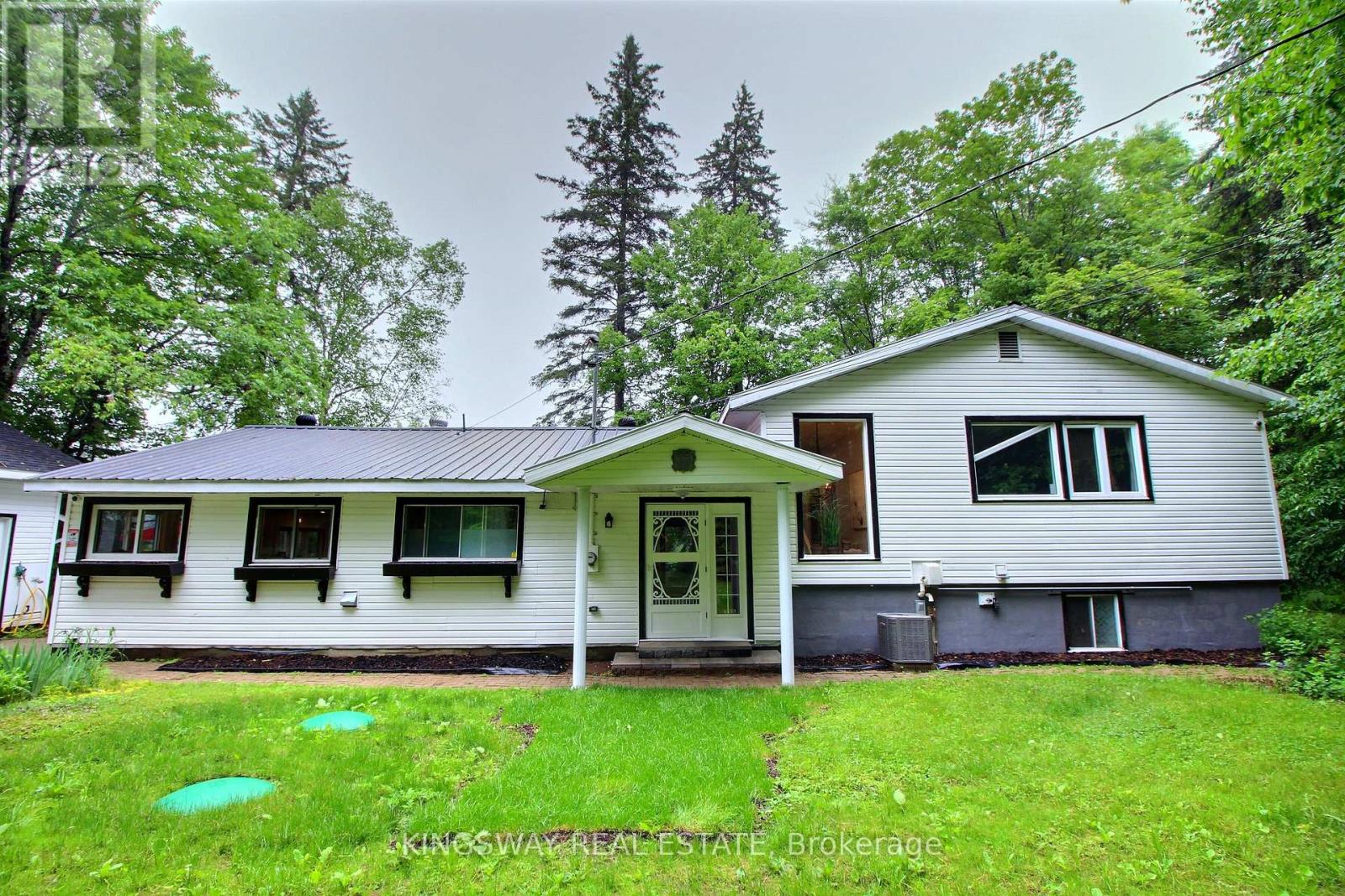 325 BALSAM CHUTES ROAD - 2