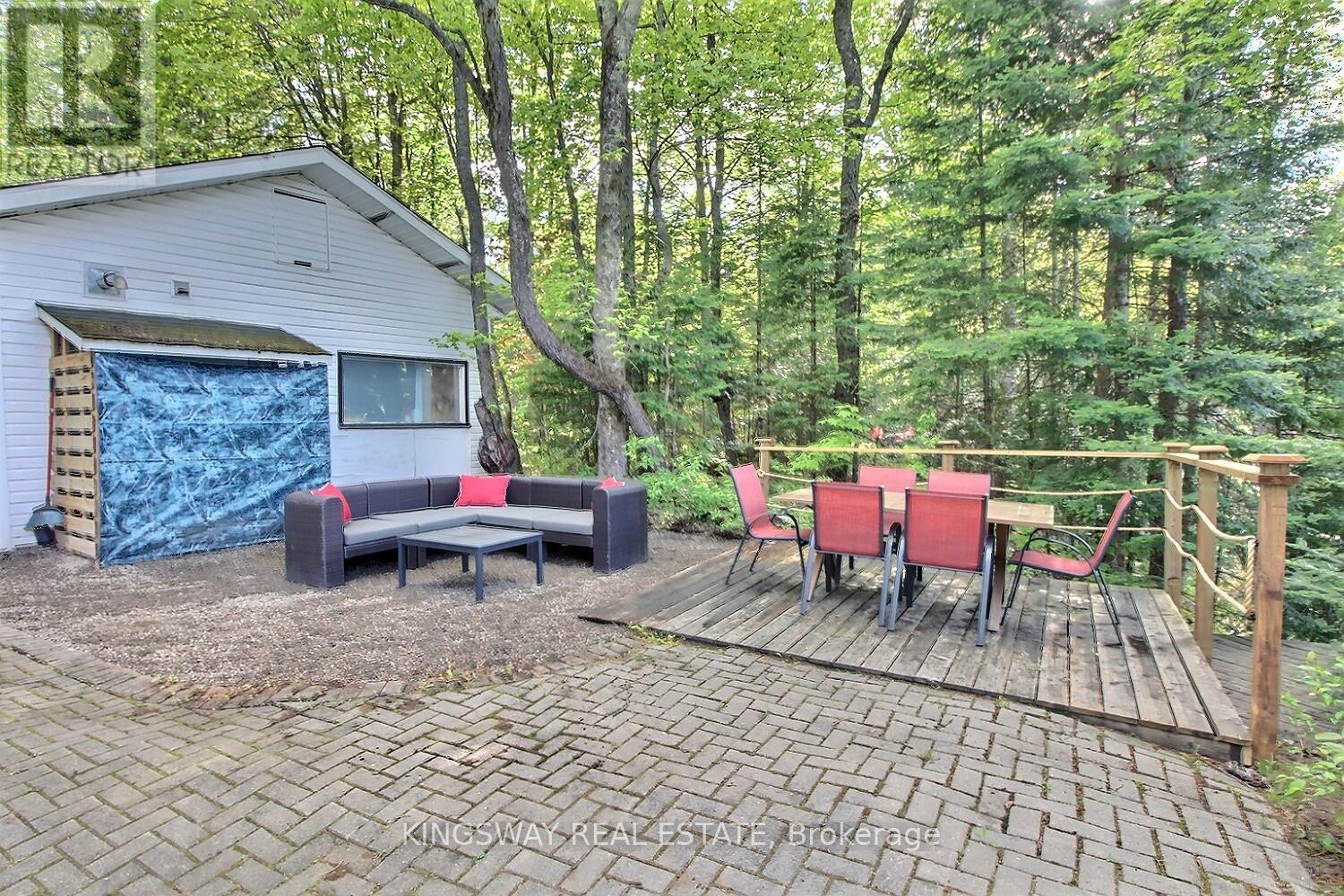 325 BALSAM CHUTES ROAD - 29