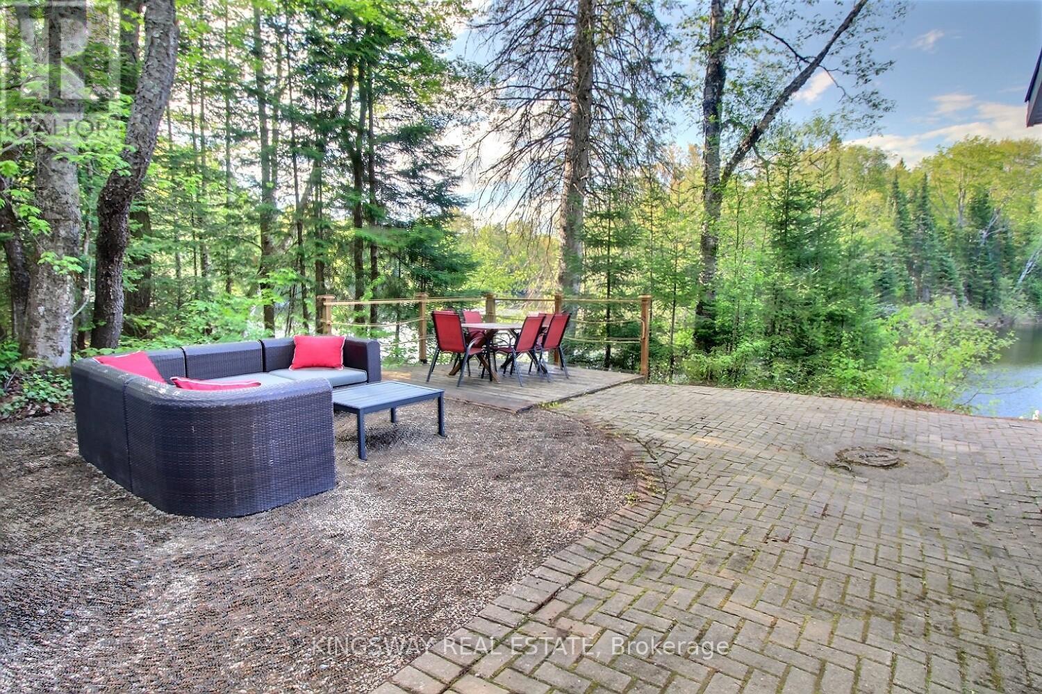 325 BALSAM CHUTES ROAD - 30